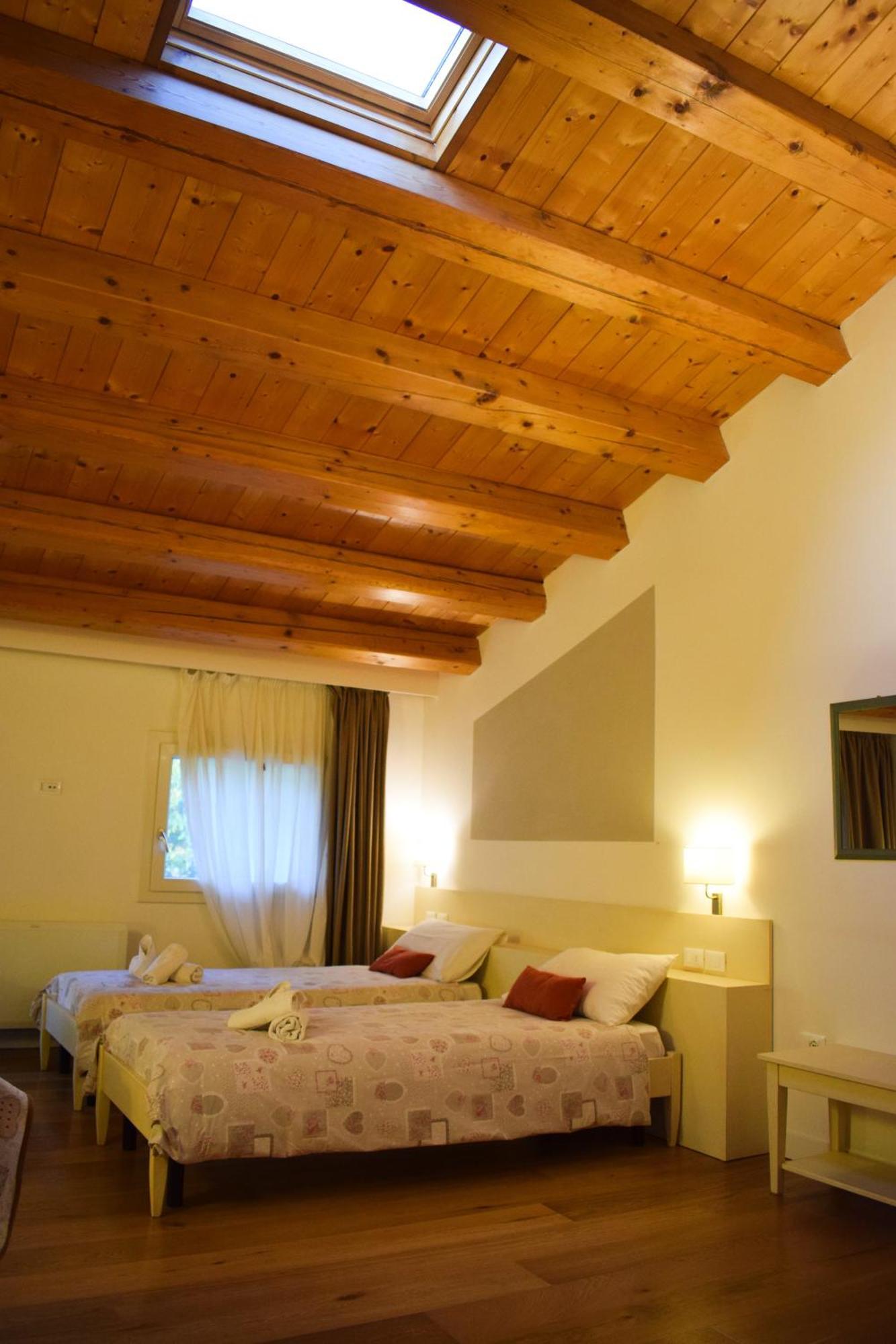 Beehouse - La Casa Delle Api Agriturismo Borso del Grappa Exterior foto